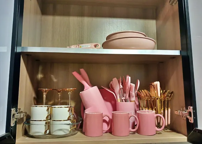 Apartment Blush & Glam At Smdc Fame Residences Tower 3 *